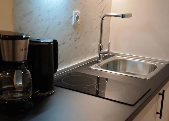 Be My Guest-your Urban Apartment