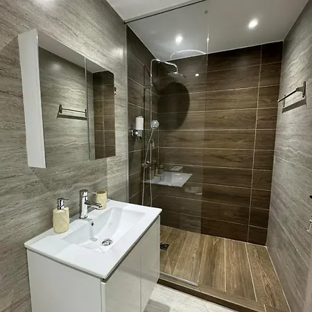 Be My Guest-your Urban Apartment *