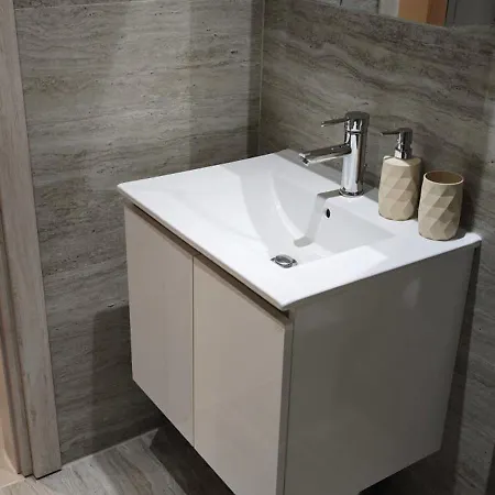 Be My Guest-your Urban Apartament *